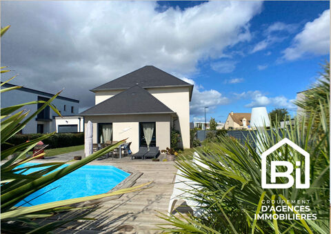   Maison 6 pi�ces d'environ 146 m2 avec piscine chauff�e Maison - 6 pi�ce(s) - 146 m�