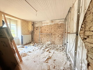  Maison  vendre 8 pices 400 m