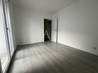  Appartement à louer 3 pièces 67 m²