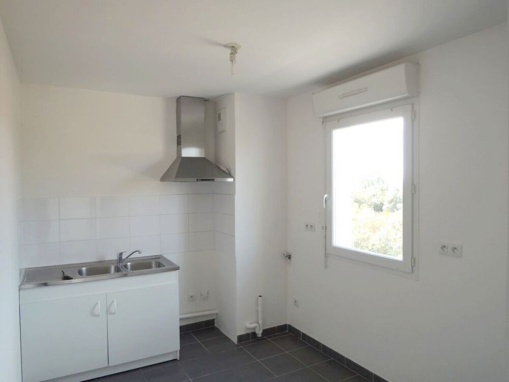 Location Appartement Appartement CAISSARGUES  3 pièce(s)  65 m2 Caissargues