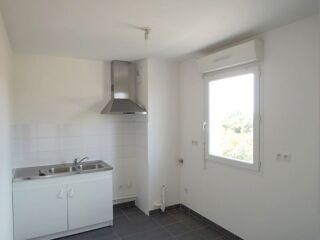  Appartement à louer 3 pièces 66 m²