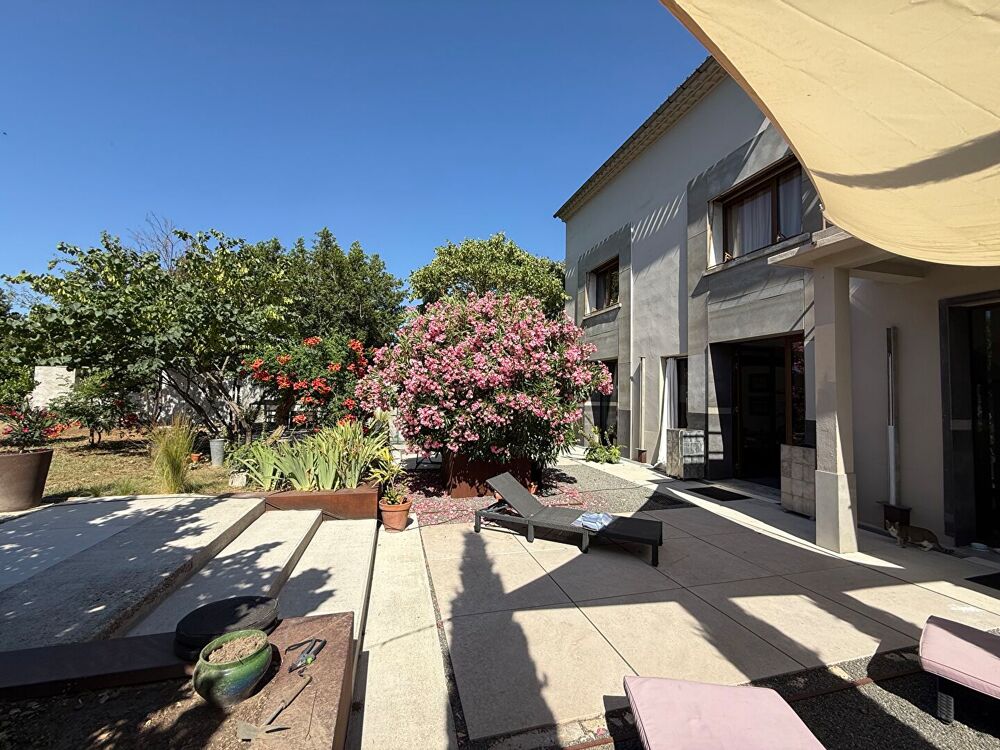 Vente Maison Maison de ville avec jardin et garages Carcassonne