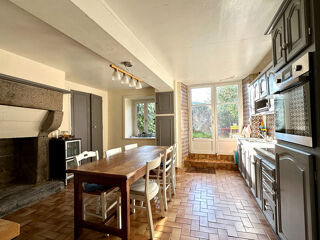  Maison à vendre 7 pièces 233 m²