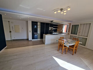  Appartement à louer 3 pièces 67 m²