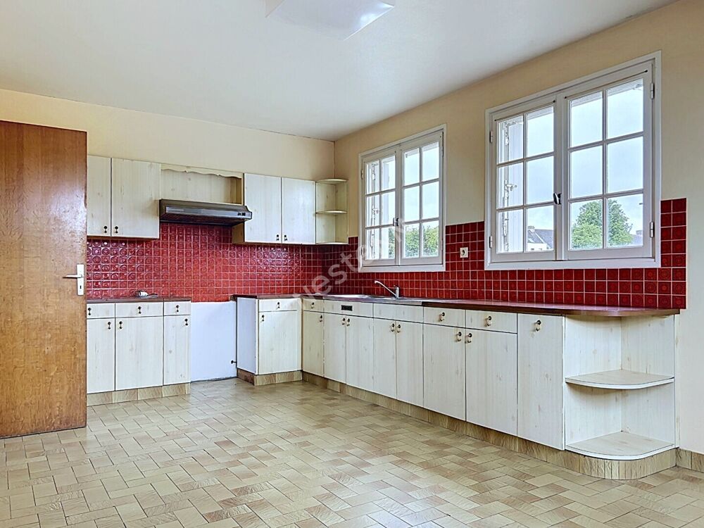 Vente Maison Maison traditionnelle à vendre à Briec - 7 pièces, 130 m², jardin exposé sud Briec