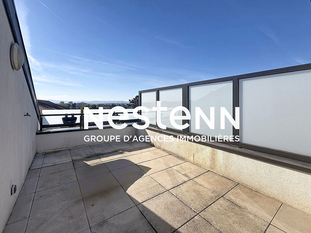 Vente Appartement Grand Appartement Type 3 pièces en dernier étage avec 2 Chambres et Terrasse - 69500 BRON Bron