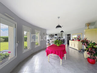  Maison  vendre 6 pices 184 m