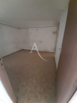  Immeuble à vendre 9 pièces 210 m² Fort de france