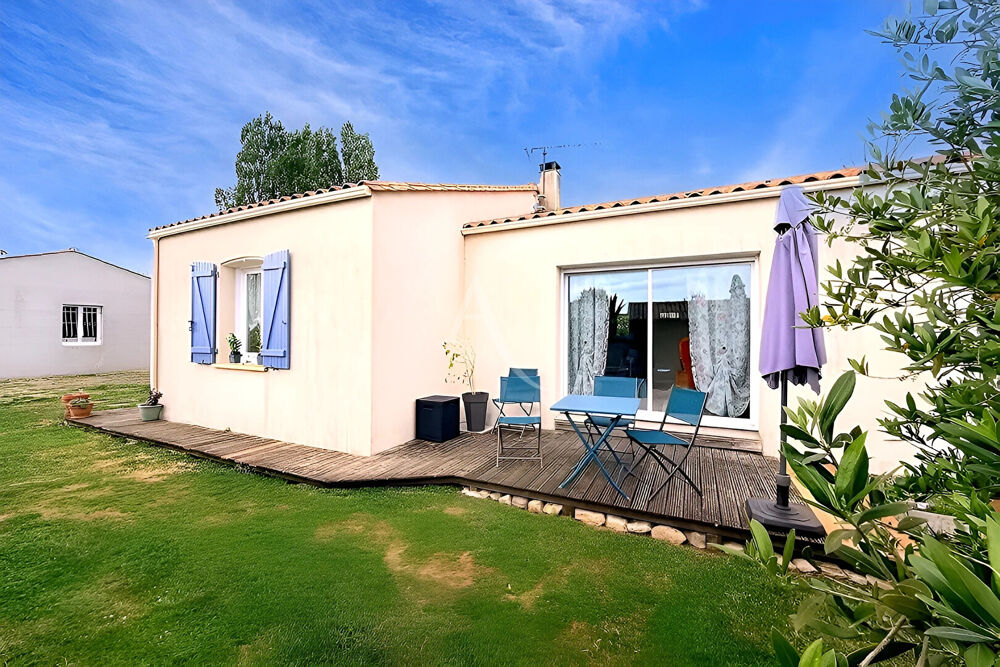 Maison 7 pièces 117 m² · à Champagne les Marais · 117 m² · 221 500 €