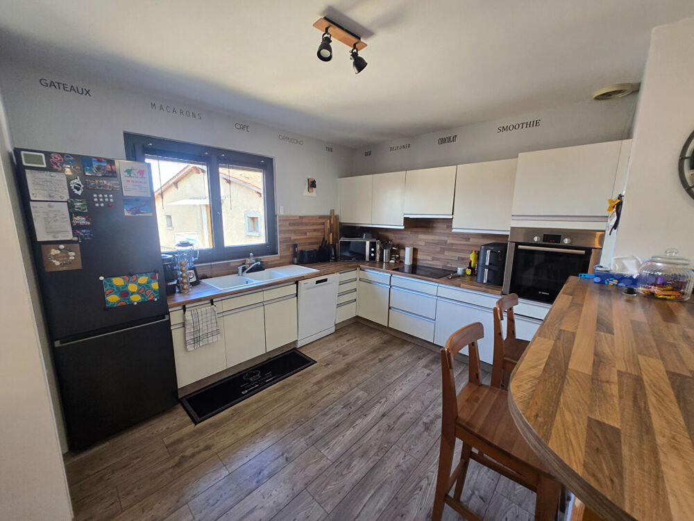 Vente Maison Tartaras (42800) - Maison de ville familiale avec garage - Entre nature et autoroute Tartaras