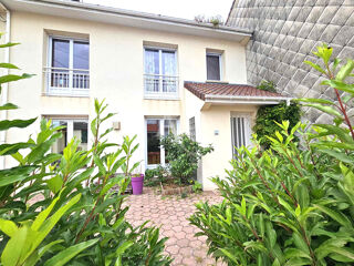  Maison à vendre 7 pièces 179 m²
