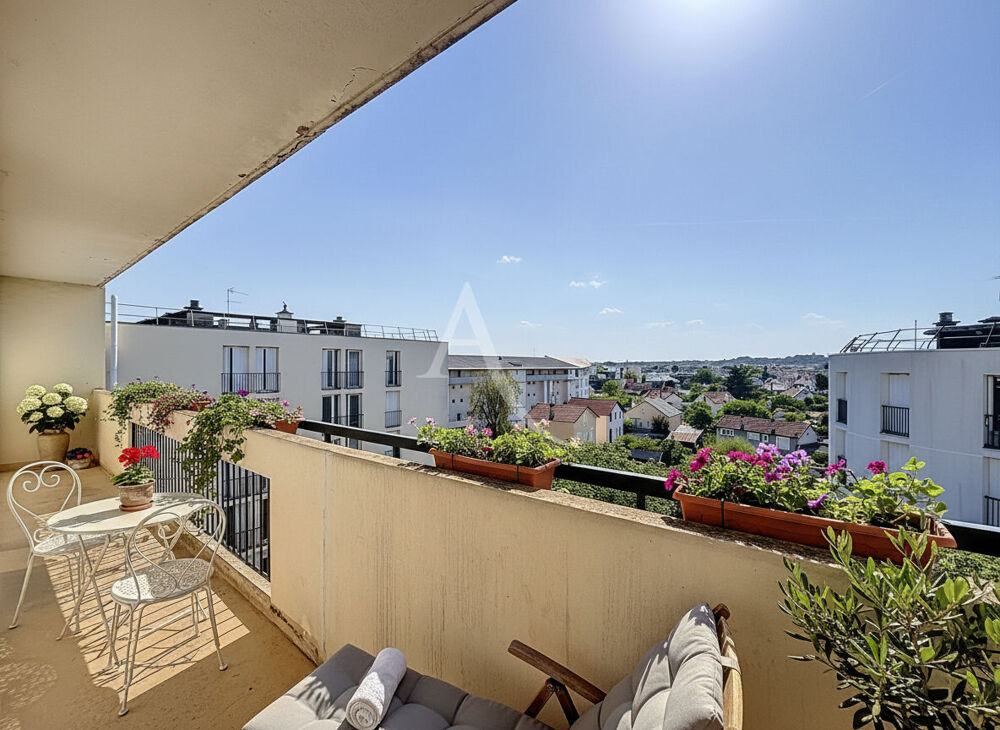 Appartement Meaux - 3 pièces - balcon - place de parking et cave