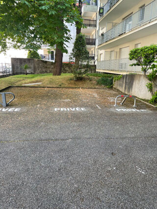  Parking / Garage � louer 1 pi�ce 