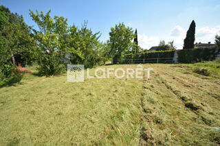  Terrain à vendre 645 m²