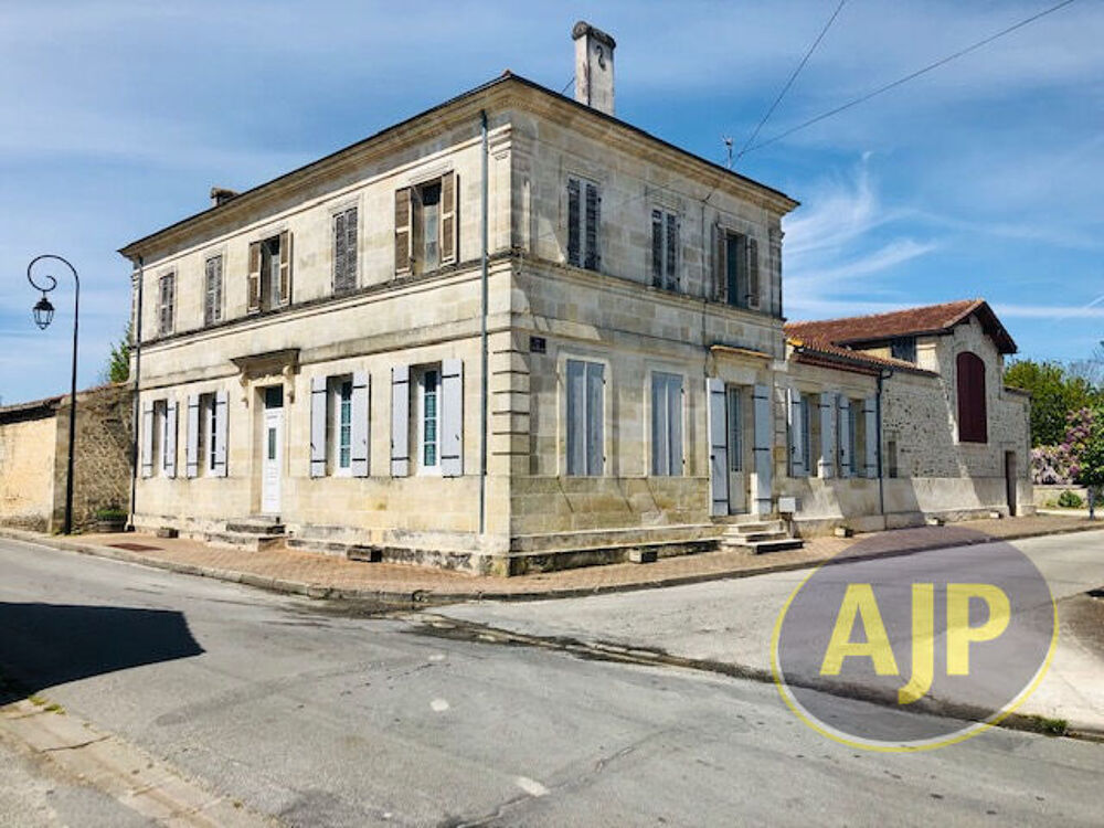 Maison bourgeoise à faire revivre au coeur du Médoc !