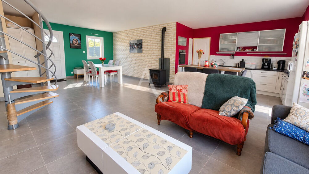 Vente Maison Maison familiale en bon état avec vie de plain-pied, au calme d'une impasse Chateauneuf sur sarthe