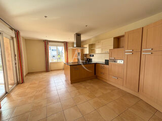  Appartement  vendre 5 pices 180 m