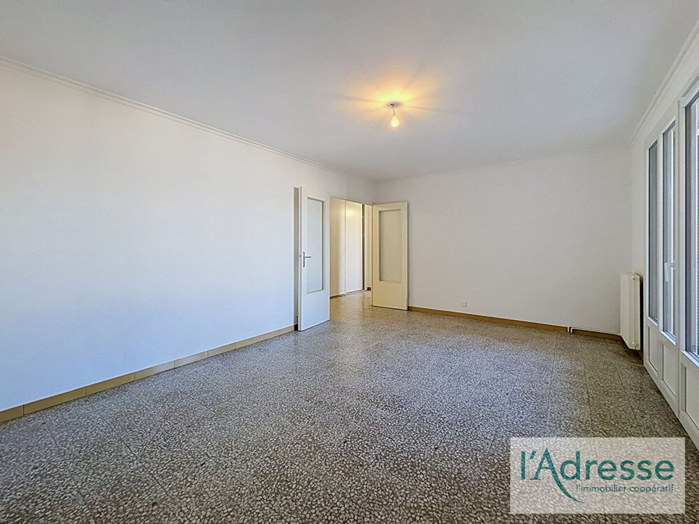 Location Appartement AJACCIO ? Appartement F2 de 58 m² avec balcon, cave et parking Ajaccio