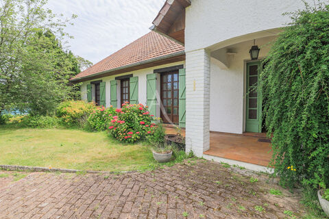   Maison Rue centre ville Maison - 11 pièce(s) - 234 m²