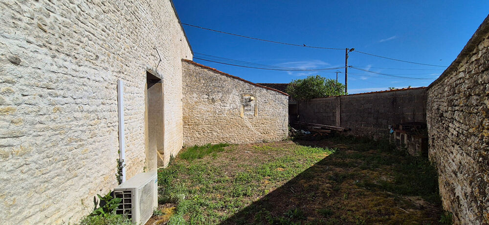 Maison Asnieres La Giraud 4 pièce(s) 106 m2