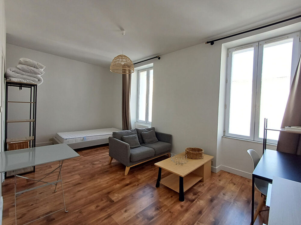 Location Appartement STUDIO MEUBLE La Roche Sur Yon La roche sur yon