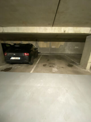  Parking / Garage à vendre 