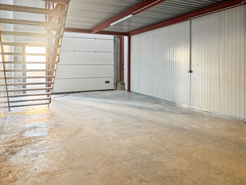 Entrep&ocirc;t de 84,82m2 PERIGNY SUR YERRES 800 94520 Perigny sur yerres