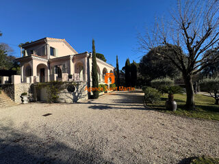  Maison  vendre 5 pices 300 m