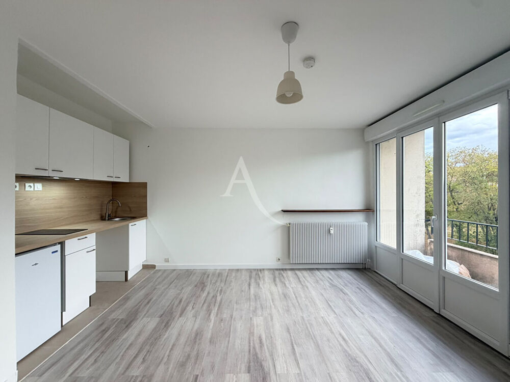 Location Appartement TYPE 1, REIMS - COURLANCY Reims