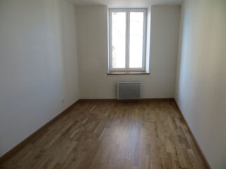  Appartement à louer 3 pièces 64 m²