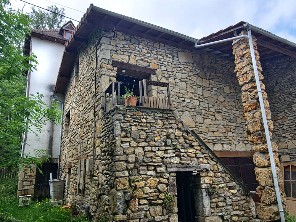 Moulin dans un hameau proche de Caylus