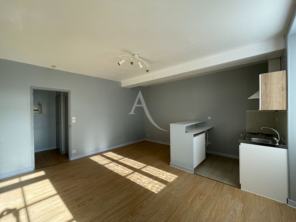 Location Appartement Appartement Fontenay Le Comte 1 pièce(s) Fontenay le comte