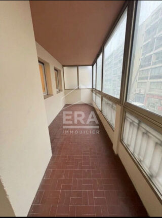  Appartement à louer 3 pièces 68 m²