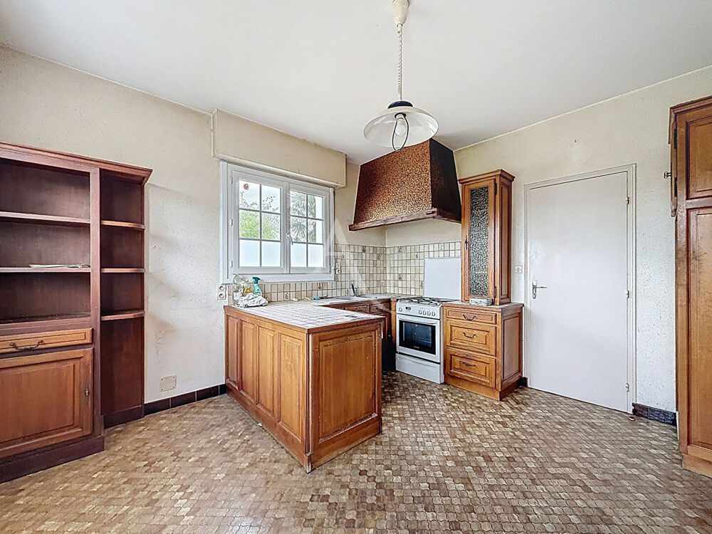 Maison familiale BRIOLLAY - 4 chambres - terrain constructible