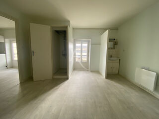  Appartement à louer 2 pièces 40 m²