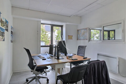 Local commercial Grand Couronne 67.46 m2 850 76530 Grand couronne