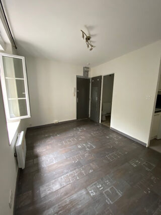  Appartement à louer 1 pièce 16 m²
