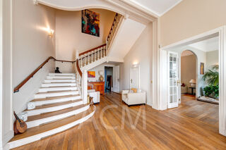  Villa � vendre 9 pi�ces 350 m�