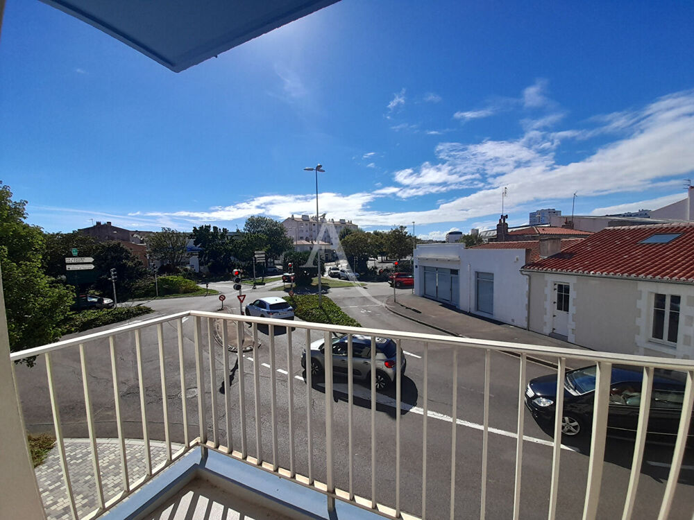 Vente Appartement Appartement 2 pièces 52 m² à rafraîchir ! Belle exposition Sud-Ouest Les sables-d'olonne