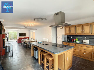  Maison � vendre 8 pi�ces 215 m�