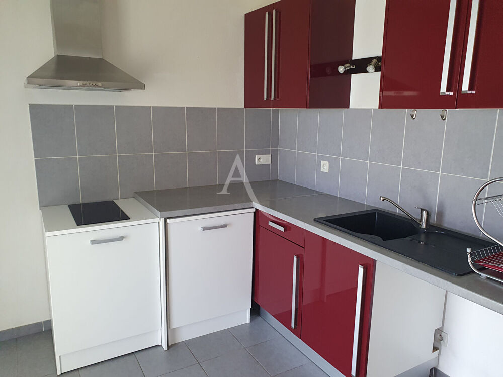 APPARTEMENT T2 GARONS