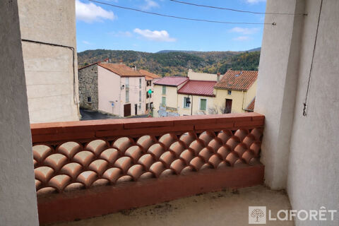   Charmante Maison de Village avec Terrasse sur les Toits et Grand Terrain � Sournia Maison - 3 pi�ce(s) - 74 m�