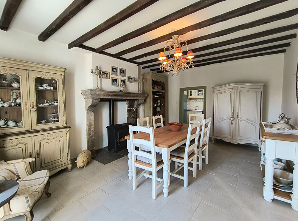 Vente Maison HAUTE-VIENNE-Superbe maison de campagne près d'Ambazac, avec jardins et bois Ambazac