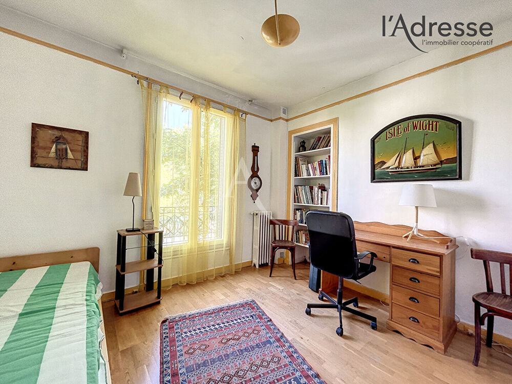 Vente Appartement Suresnes (Mont Valérien) - Duplex de 140m² - Place de stationnement  et Box fermé  - Terrasse 7m² Suresnes