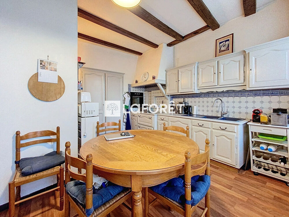Vente Maison Maison de maître Darney 12 pièce(s) 391,6 m2 Darney
