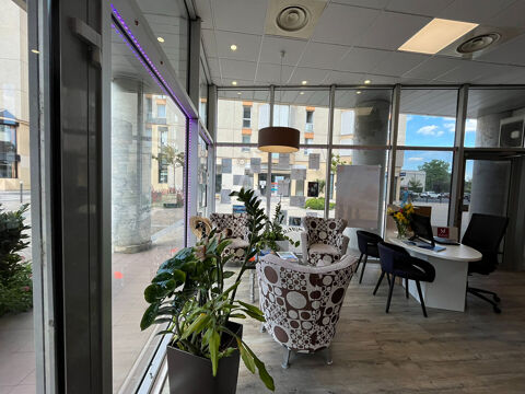Hyper centre, Local commercial Colomiers 56.70 m2 1660 31770 Colomiers