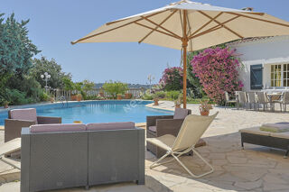  Maison  vendre 10 pices 326 m