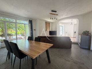  Maison � vendre 7 pi�ces 180 m�
