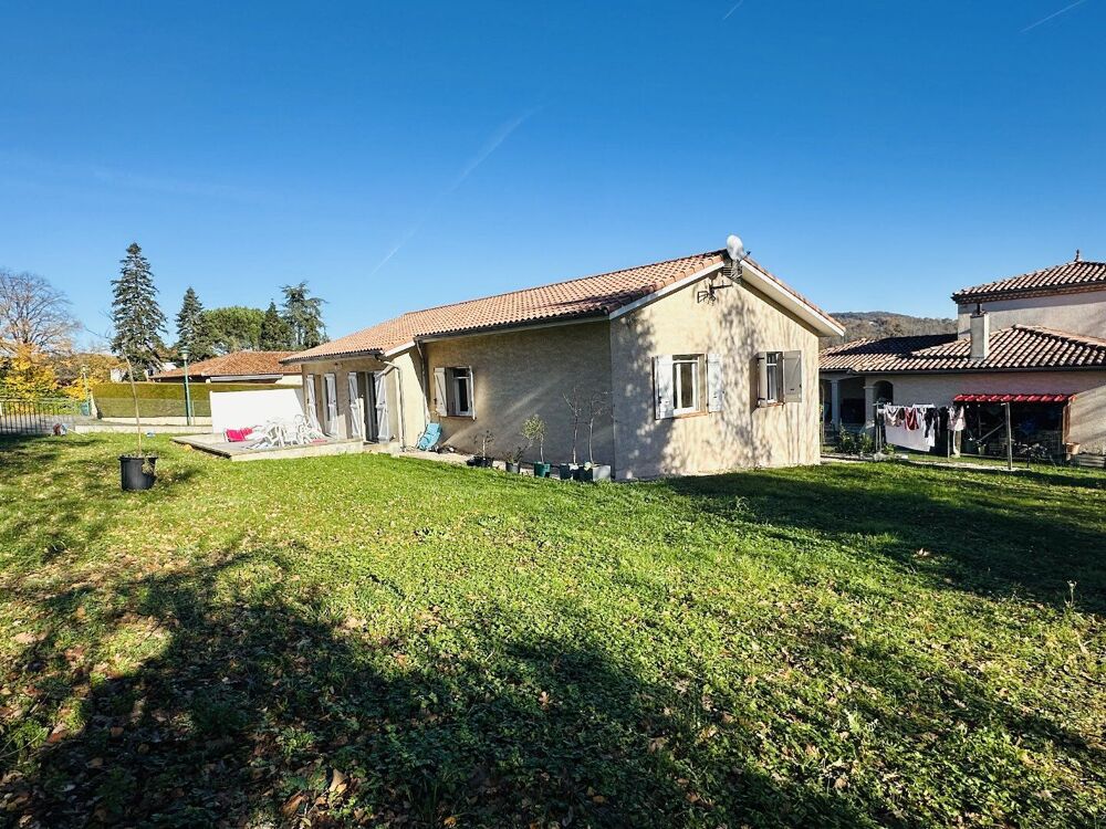 Vente Maison Pavillon de 2007,de plain-pied, 300m du centre ville 09200 Saint girons