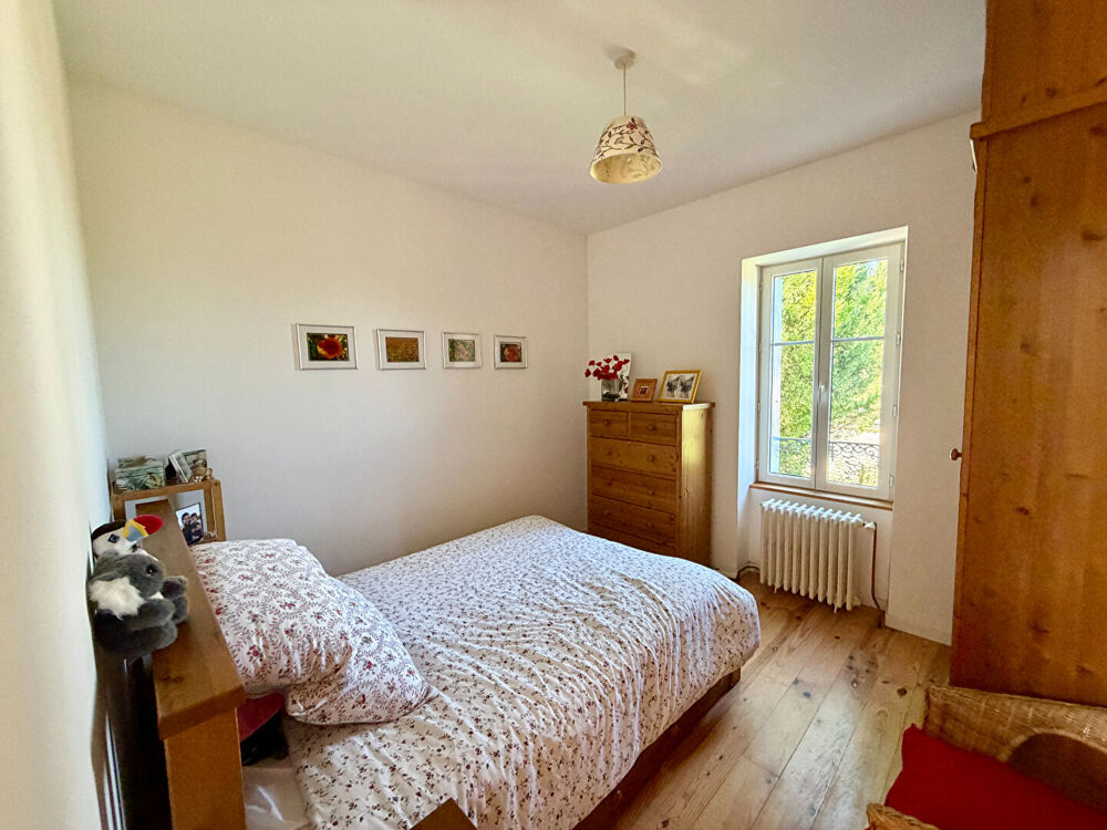 Vente Maison Charmante maison non-mitoyenne avec garage, pas d'anomalies Les eduts